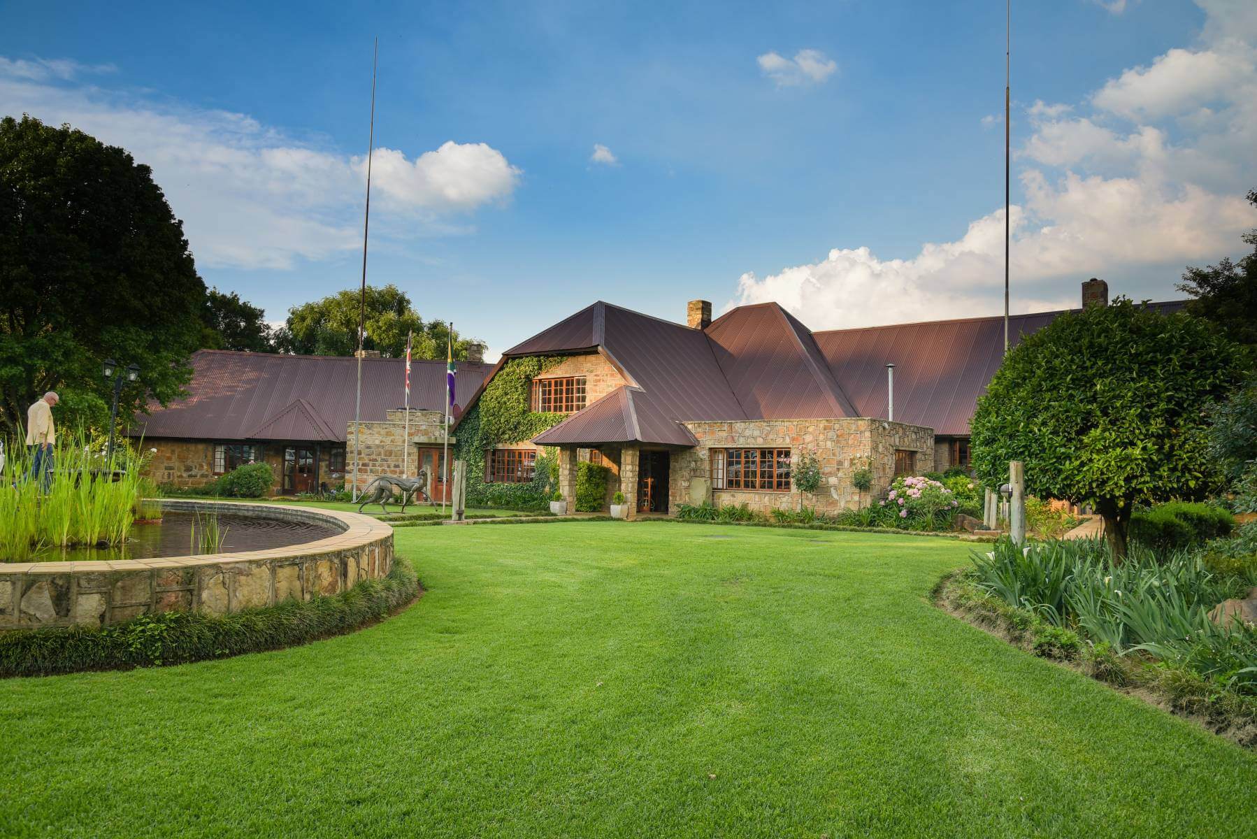 WALKERSONS HOTEL & SPA JOINS LUXURY SAFARI MAGAZINE AS A NEW PLATINUM PARTNER