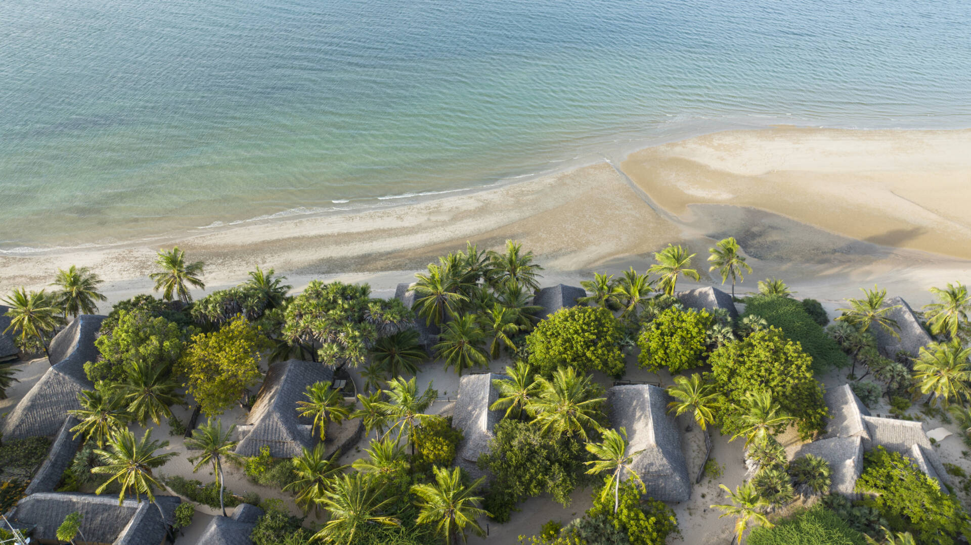 Manda Bay Lodge, Manda Island, Lamu, Kenya: A Private island retreat